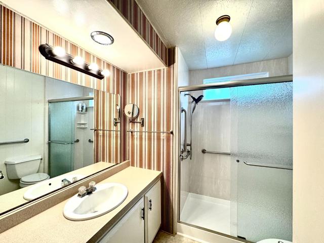 14 Driftwood Trail, Half Moon Bay CA: https://media.crmls.org/mediaz/73d9ca6c-2754-42ba-9892-fbd4d903b57f.jpg