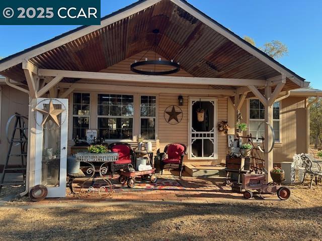 5098 Cantle Road, Copperopolis CA: https://media.crmls.org/mediaz/73d9cc59-4dce-4336-945e-e97eb30123b0.jpg