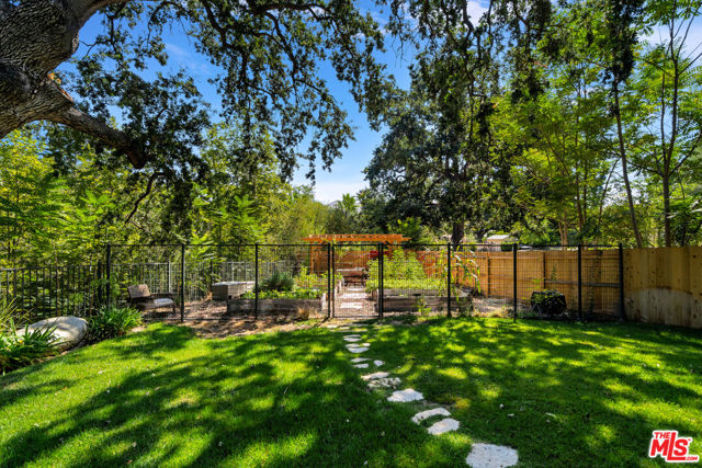 29105 Old Mill Creek, Agoura Hills CA: https://media.crmls.org/mediaz/73dadac5-a3bf-44f6-9247-aaf902dfae8d.jpg