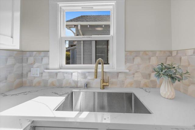 1237 Ashby Avenue, Berkeley CA: https://media.crmls.org/mediaz/73dd1bc8-7645-4717-b963-0e2b8c2f197c.jpg