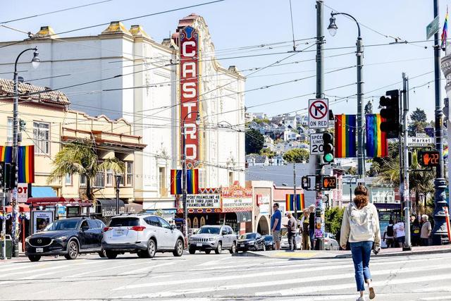 4096 17th Street, San Francisco CA: https://media.crmls.org/mediaz/73de1d9f-f733-4d4d-8db1-95cc7fae1097.jpg