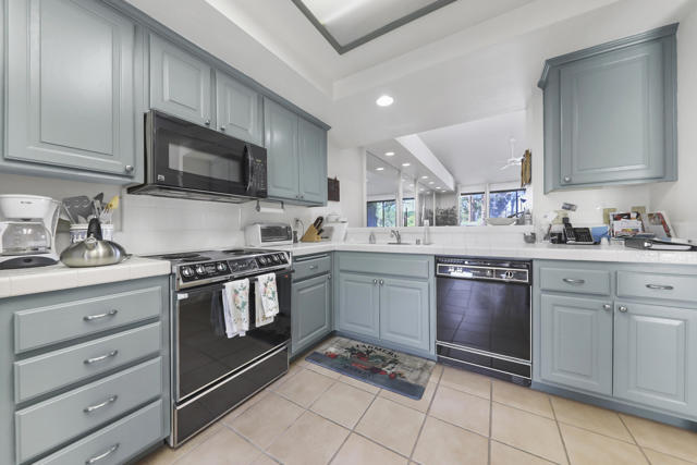 47 Ponderosa Circle, Palm Desert, CA 92211