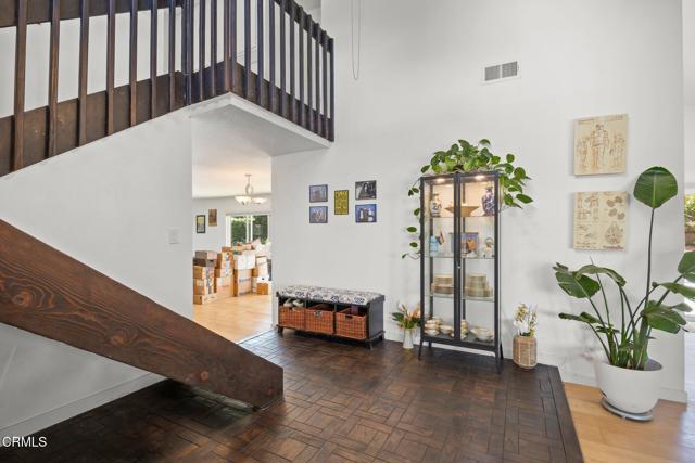 2325 Parkway Drive, Camarillo CA: https://media.crmls.org/mediaz/73e110e4-2332-4e79-89a2-8694ed764ec9.jpg