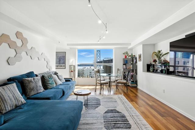 400 Beale Street, San Francisco CA: https://media.crmls.org/mediaz/73e1aa8c-744c-44c4-b172-0a0b60d1bb17.jpg