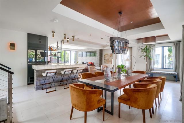 969 Adella Ave, Coronado CA: https://media.crmls.org/mediaz/73e2d4ec-c04f-437a-9ab3-04372ece8e63.jpg