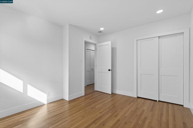 1264 Belfair Dr, Pinole CA: https://media.crmls.org/mediaz/73e76598-5732-4801-812c-f1055d529543.jpg