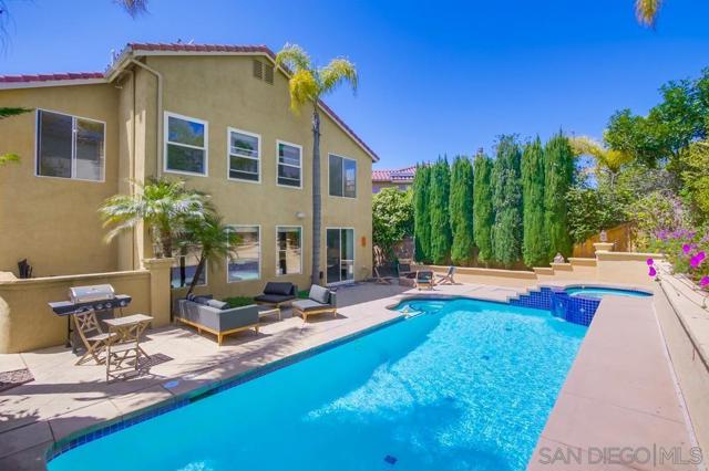11523 Sun Ray Ct, San Diego CA: https://media.crmls.org/mediaz/73e8a2ba-42c5-4423-a151-7adb0560780a.jpg