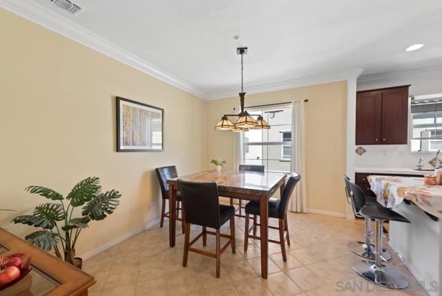 10556 Debreceni Way, San Diego CA: https://media.crmls.org/mediaz/73e9625b-9798-443e-b68c-9c76ca1671fa.jpg