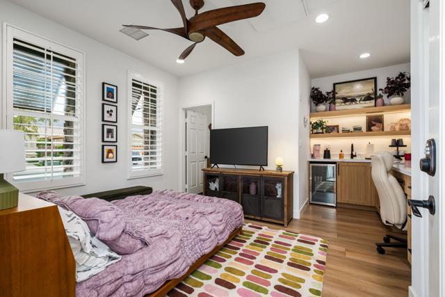 81810 La Paz Court, La Quinta CA: https://media.crmls.org/mediaz/73ea6662-3098-4459-a126-07afbdedd7a2.jpg