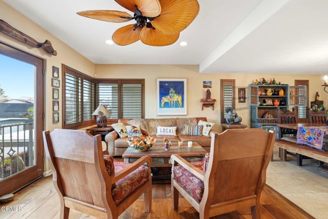 Detail Gallery Image 21 of 73 For 137 Fillmore Ave, Oxnard,  CA 93035 - 3 Beds | 3 Baths