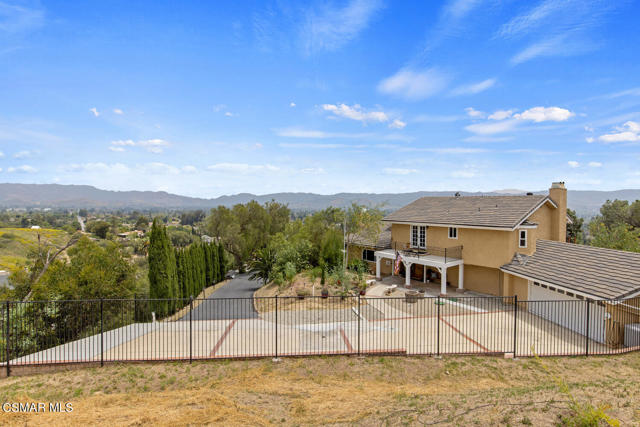 3166 Sycamore Drive, Simi Valley CA: https://media.crmls.org/mediaz/73ea97fb-5444-471e-84c7-8cf147321fc4.jpg