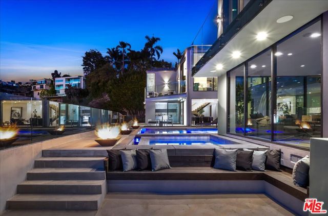 1565 Haslam Terrace, Los Angeles CA: https://media.crmls.org/mediaz/73eac1e7-b1e1-4e70-87e2-9ce0ae709bd2.jpg