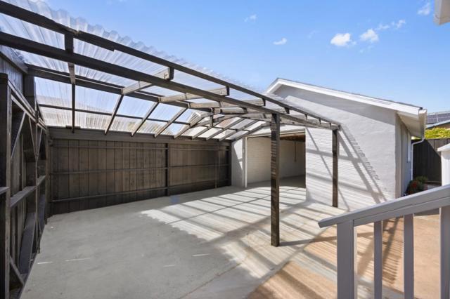652 Myrtle Avenue, South San Francisco CA: https://media.crmls.org/mediaz/73eb8c89-d7e0-473a-94e5-17ffced16cf9.jpg