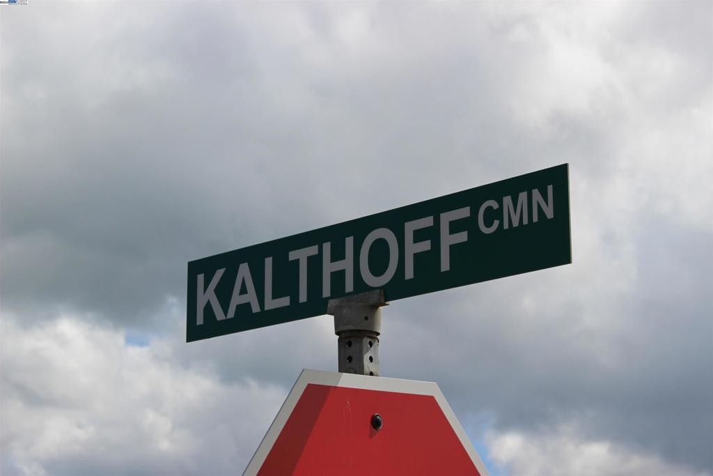 727 Kalthoff Common, Livermore, CA 94550