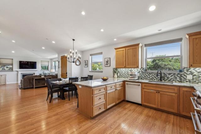 456 Grand Boulevard, Half Moon Bay CA: https://media.crmls.org/mediaz/73ec5e37-70a4-4480-9381-9ed887d777b5.jpg