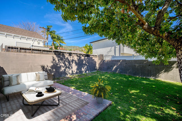 Detail Gallery Image 36 of 56 For 2444 N Parish Pl, Burbank,  CA 91504 - 3 Beds | 1 Baths