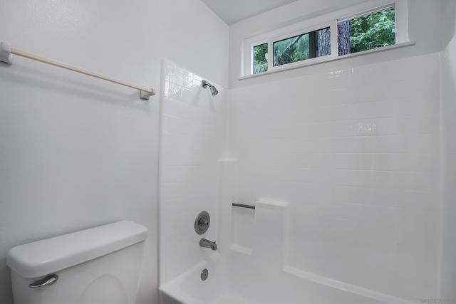 3003 Old Bridgeport, San Diego CA: https://media.crmls.org/mediaz/73ed8e75-386c-468a-8803-5afb0bad9e01.jpg