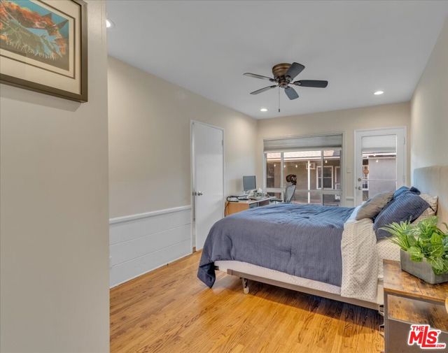 12430 Cumpston Street photo 24
