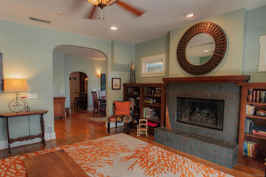 210 6th Ave - photo 6