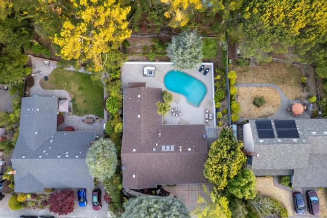 2985 Trousdale Drive, Burlingame CA: https://media.crmls.org/mediaz/73eda7c3-3963-48c7-9574-728b77791fd7.jpg