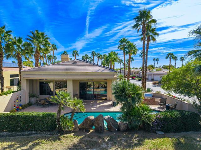 1 Birkdale Circle, Rancho Mirage CA: https://media.crmls.org/mediaz/73ef65f1-bcc9-4200-b990-f7d359ce882f.jpg