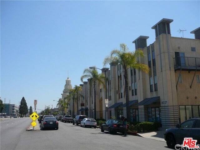 8021 S Vermont Ave #43, Los Angeles, CA 90044