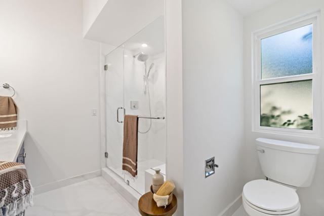 10 Bennett Road, Redwood City CA: https://media.crmls.org/mediaz/73f17f5c-10db-4727-bb59-b53c8e729c61.jpg