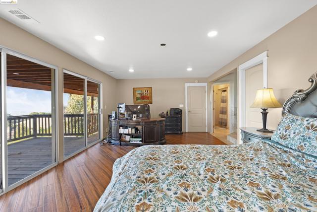 Image 19 of 42 For 28016 Whitestone Ct