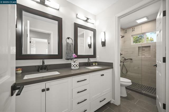 Image 34 of 59 For 1150 Vista Monte Dr