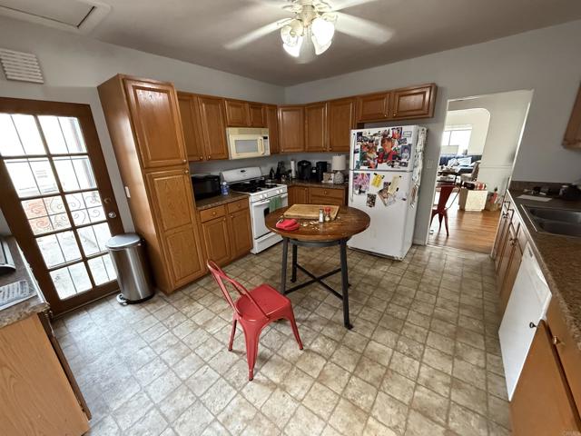 Image 5 of 16 For 2020 Gregory Street