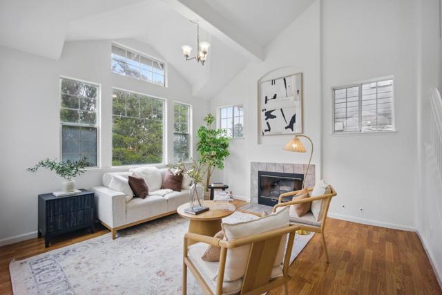 7 Moonlight Court, South San Francisco CA: https://media.crmls.org/mediaz/73f4145b-c46c-4528-ba5c-f97b93b6fa88.jpg