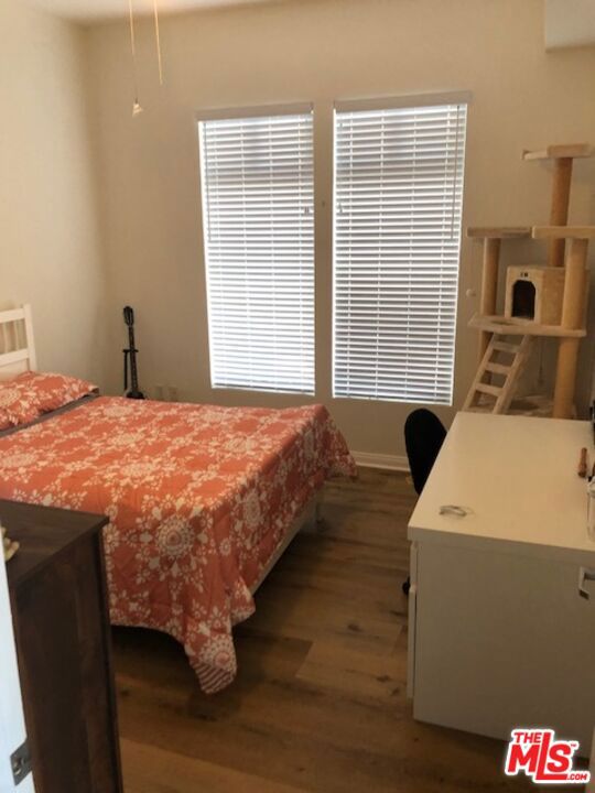 388 E Ocean Boulevard, Long Beach CA: https://media.crmls.org/mediaz/73f4c2ff-4394-4bf8-be1d-b98fcc1855e5.jpg
