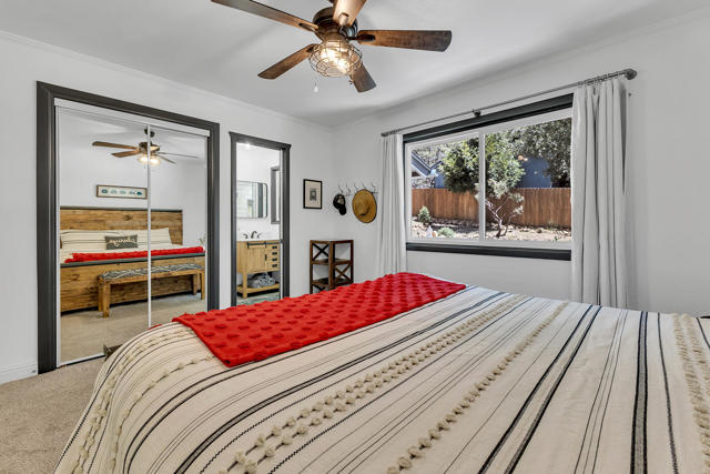 25440 Rim Rock Road, Idyllwild CA: https://media.crmls.org/mediaz/73f60a78-8fec-4c0e-8746-cd276130fa4c.jpg
