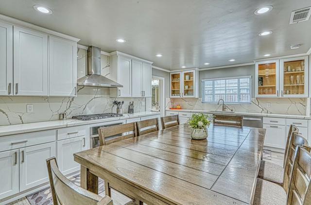 7550 Sandholdt Road, Moss Landing CA: https://media.crmls.org/mediaz/73f64f73-2766-4f83-925a-8ee407a2aa97.jpg