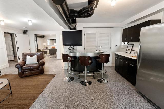 1308 Montero Avenue, Burlingame CA: https://media.crmls.org/mediaz/73f687f1-701d-49d1-a548-679dde856f07.jpg