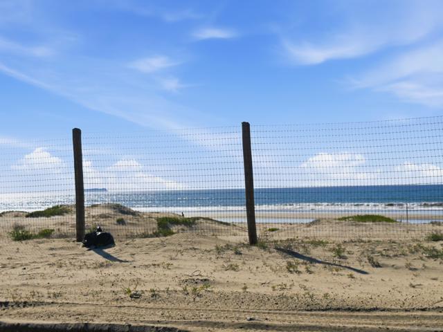 22 Montego Ct, Coronado CA: https://media.crmls.org/mediaz/73f7938b-3102-4867-af86-1e2e0580346e.jpg