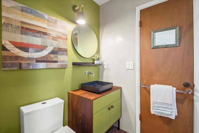25 Grove Street, Los Gatos CA: https://media.crmls.org/mediaz/73f886b9-f4eb-444a-80d9-3d965335a5dc.jpg