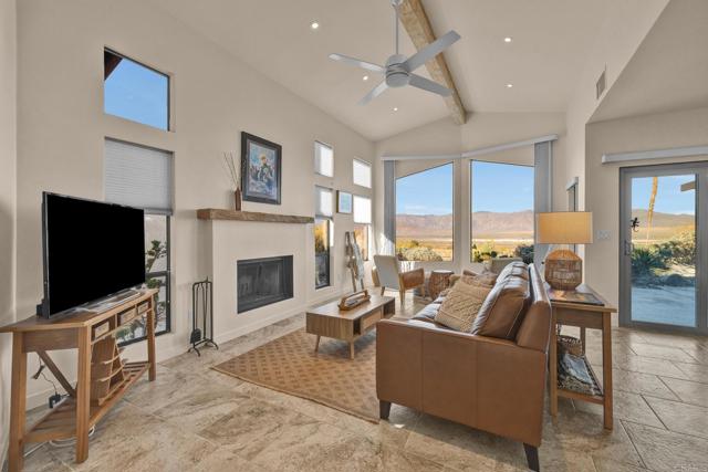 Detail Gallery Image 4 of 38 For 3013 Roadrunner Dr, Borrego Springs,  CA 92004 - 2 Beds | 2 Baths