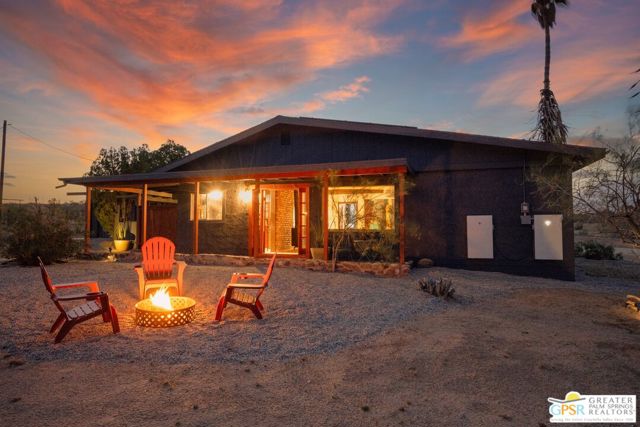 62420 Canterbury Street, Joshua Tree CA: https://media.crmls.org/mediaz/73f9f3e6-aa02-4b59-9e7f-ab757de7f687.jpg