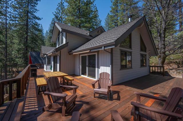 2491 El Dorado Drive, Arnold CA: https://media.crmls.org/mediaz/73fae68c-8adb-4126-9352-1212701f9206.jpg