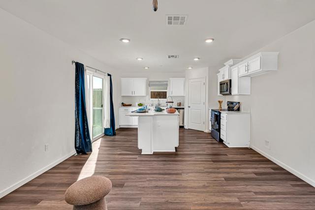 408 RICE Way, Los Banos CA: https://media.crmls.org/mediaz/73fb75c3-d814-4722-88fd-d305a9f5b531.jpg