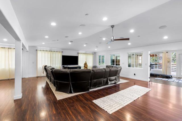 1575 Military Avenue, Seaside CA: https://media.crmls.org/mediaz/73fbb745-0bdf-46fa-bc27-0fd141e0603e.jpg