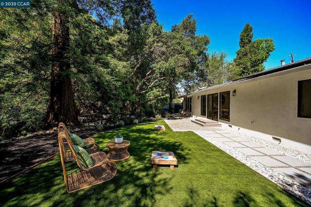 148 Draeger Drive, Moraga CA: https://media.crmls.org/mediaz/73fd298f-2f15-4129-84ed-594717499d6f.jpg