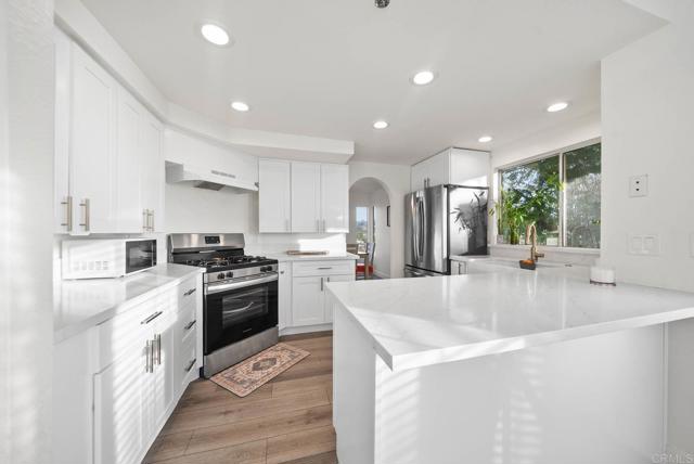 Detail Gallery Image 9 of 39 For 3863 Settineri Ln, Spring Valley,  CA 91977 - 3 Beds | 2/1 Baths