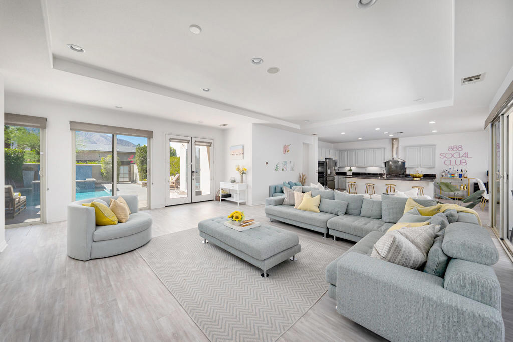 MLS #219137343DA image #5