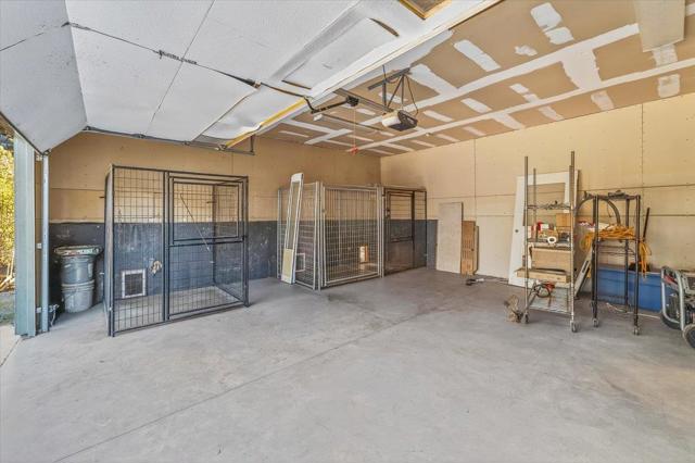 21444 Parrott Ranch Road, Carmel Valley CA: https://media.crmls.org/mediaz/73fe3e56-05d1-4277-80a6-12892b2aa352.jpg