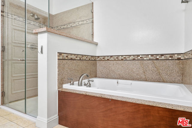 440 S Occidental Boulevard, Los Angeles CA: https://media.crmls.org/mediaz/73fee020-89d9-4ada-9a89-0b3283ad64d0.jpg