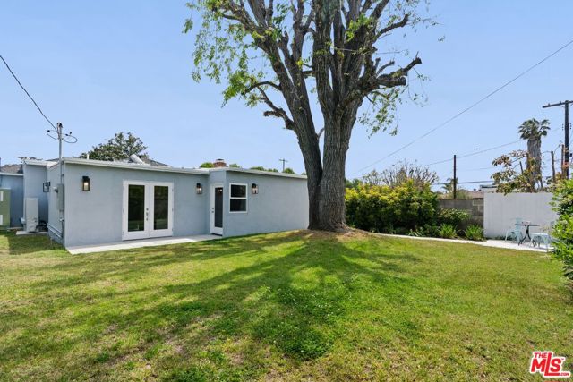 2671 Federal Avenue, Los Angeles CA: https://media.crmls.org/mediaz/73ff0365-b607-4495-9842-87bae7eabebf.jpg