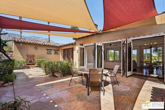 1070 Bella Vista, Palm Springs CA: https://media.crmls.org/mediaz/73ffdb84-342a-446d-b029-235ecea8a8cc.jpg