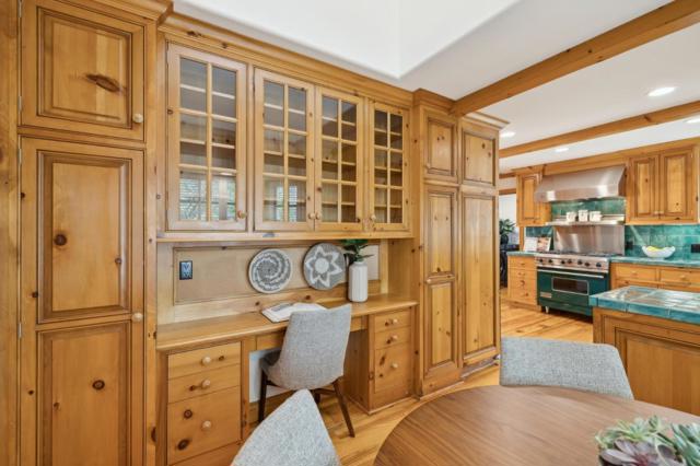 655 Berry Avenue, Los Altos CA: https://media.crmls.org/mediaz/73ffeeee-ee93-4043-b65d-89f28fa7f51d.jpg